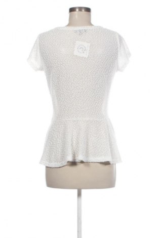 Dámská halenka Vestino, Velikost M, Barva Bílá, Cena  99,00 Kč