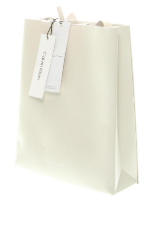 Damentasche Calvin Klein, Farbe Beige, Preis 137,99 €
