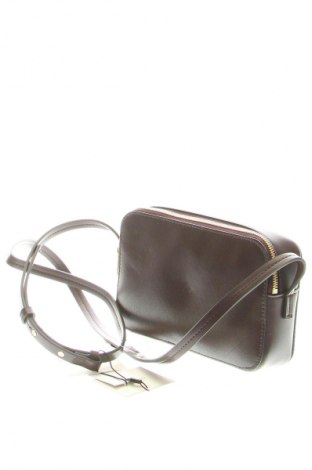 Dámská kabelka  Calvin Klein, Barva Vícebarevné, Cena  2 249,00 Kč