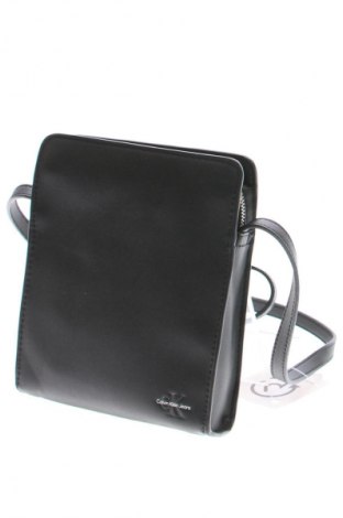 Damentasche Calvin Klein Jeans, Farbe Schwarz, Preis 67,99 €
