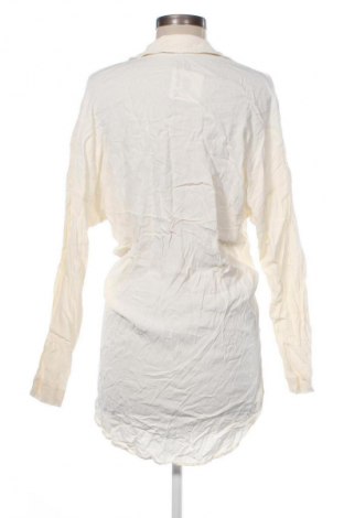 Дамска риза NA-KD, Размер M, Цвят Екрю, Цена 3,57 €