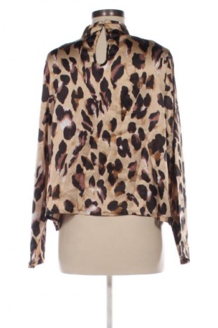 Дамска риза Pretty Little Thing, Размер M, Цвят Многоцветен, Цена 5,62 €