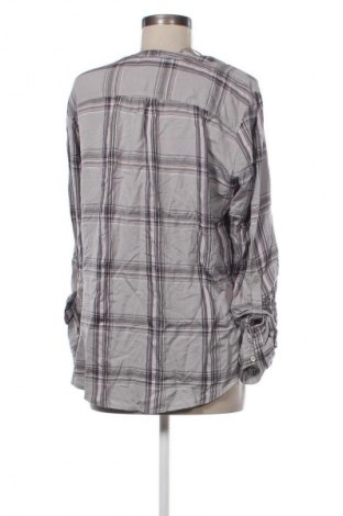 Дамска риза Yessica, Размер M, Цвят Многоцветен, Цена 2,04 €