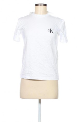 Дамска тениска Calvin Klein Jeans, Размер XS, Цвят Бял, Цена 52,66 €