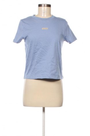 Дамска тениска Calvin Klein Jeans, Размер M, Цвят Син, Цена 26,58 €