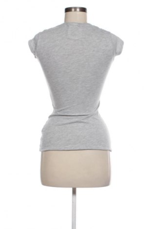 Γυναικείο t-shirt Disney, Μέγεθος XS, Χρώμα Πολύχρωμο, Τιμή 9,45 €