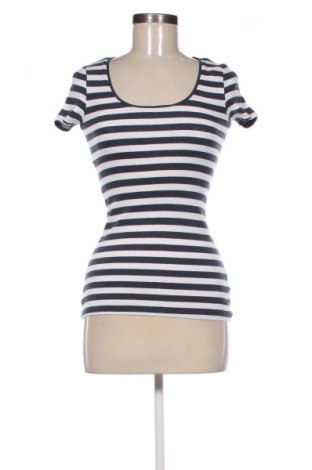 Dámské tričko F&F, Velikost XS, Barva Vícebarevné, Cena  119,00 Kč