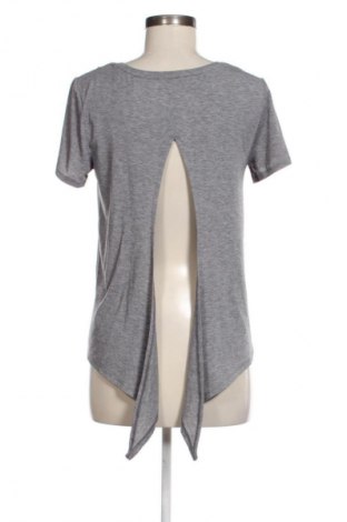 Дамска тениска Gap, Размер S, Цвят Сив, Цена 5,11 €