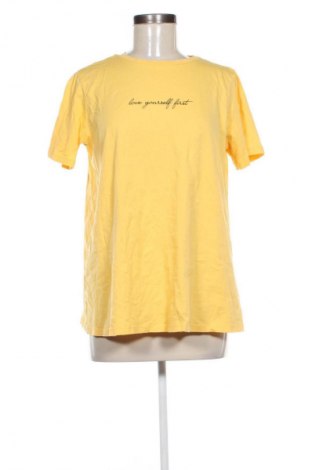 Γυναικείο t-shirt LC Waikiki, Μέγεθος L, Χρώμα Κίτρινο, Τιμή 6,99 €