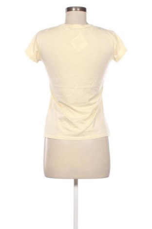 Дамска тениска Unbranded, Размер S, Цвят Жълт, Цена 4,60 €
