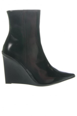 Γυναικεία μποτάκια Calvin Klein, Μέγεθος 39, Χρώμα Μαύρο, Τιμή 244,99 €