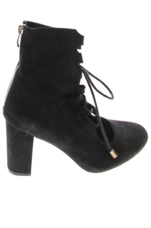 Дамски боти Catwalk, Размер 36, Цвят Черен, Цена 41,92 €