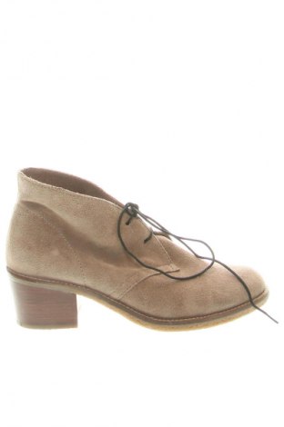 Дамски боти Dolce Vita, Размер 41, Цвят Бежов, Цена 40,39 €