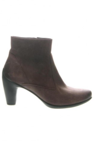 Дамски боти ECCO, Размер 40, Цвят Кафяв, Цена 91,00 €