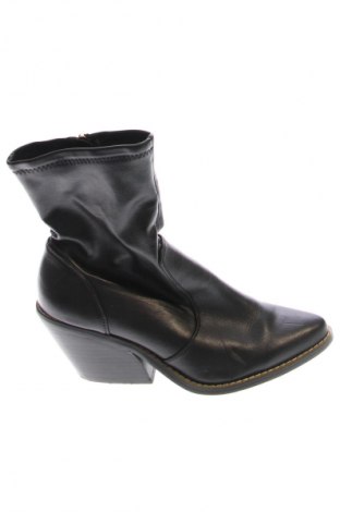 Дамски боти River Island, Размер 39, Цвят Черен, Цена 15,33 €