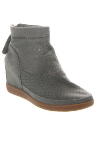 Botine de damă Shoe The Bear, Mărime 36, Culoare Gri, Preț 180,99 Lei