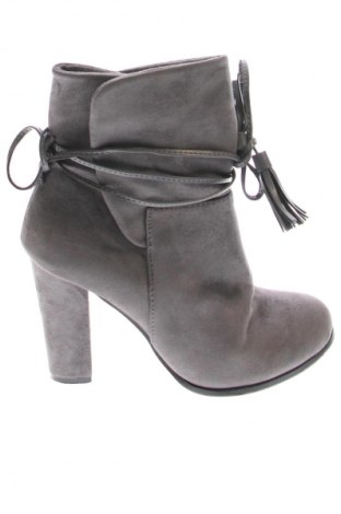 Дамски боти Unbranded, Размер 37, Цвят Сив, Цена 17,38 €