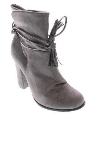 Дамски боти Unbranded, Размер 37, Цвят Сив, Цена 17,38 €