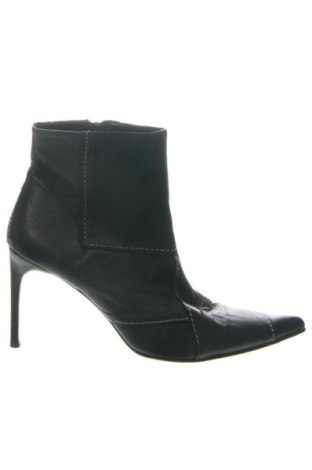 Дамски боти Unbranded, Размер 39, Цвят Черен, Цена 24,54 €