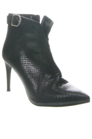 Дамски боти Unbranded, Размер 38, Цвят Черен, Цена 14,82 €