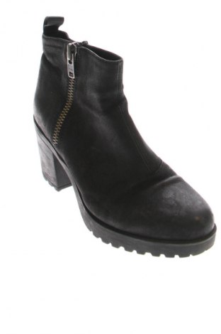 Дамски боти Vagabond, Размер 39, Цвят Черен, Цена 46,51 €