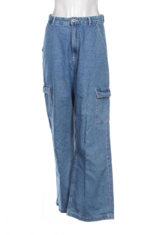 Дамски дънки Bershka, Размер S, Цвят Син, Цена 11,24 €