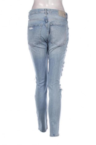 Dámské džíny  Bershka, Velikost M, Barva Modrá, Cena  543,00 Kč