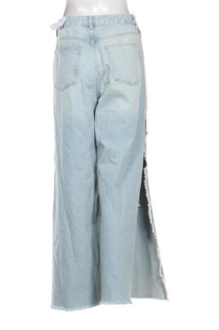 Damskie jeansy Bershka, Rozmiar M, Kolor Niebieski, Cena 123,99 zł