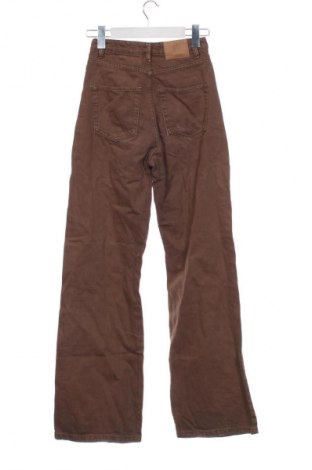 Γυναικείο Τζίν Bershka, Μέγεθος XXS, Χρώμα Καφέ, Τιμή 12,99 €