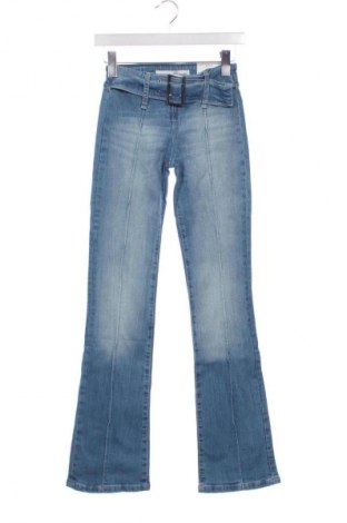 Дамски дънки Bershka, Размер XS, Цвят Син, Цена 18,40 €