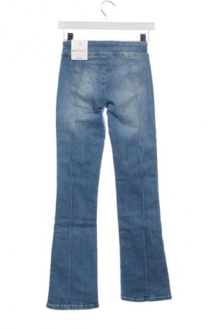 Дамски дънки Bershka, Размер XS, Цвят Син, Цена 18,40 €