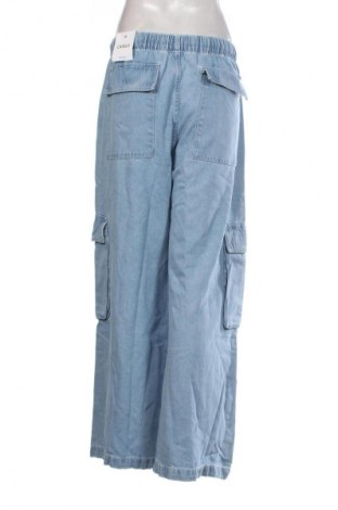 Дамски дънки Bershka, Размер M, Цвят Син, Цена 16,36 €