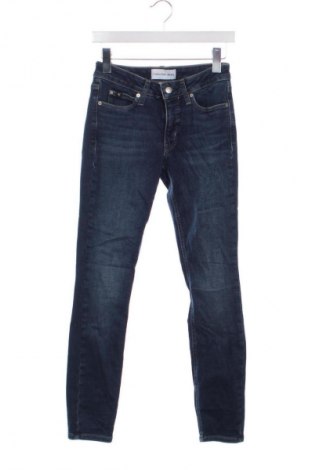 Дамски дънки Calvin Klein Jeans, Размер S, Цвят Син, Цена 30,67 €