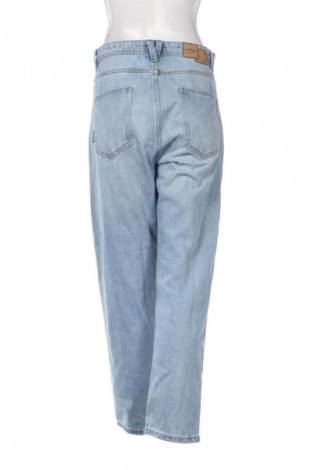 Γυναικείο Τζίν Cropp, Μέγεθος M, Χρώμα Μπλέ, Τιμή 18,99 €
