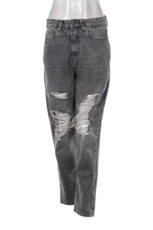 Дамски дънки Cropp, Размер M, Цвят Сив, Цена 17,38 €