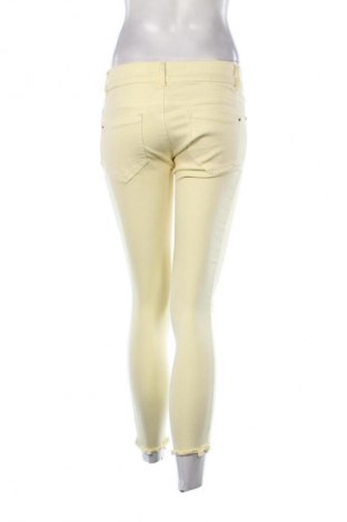 Dámské džíny  Jennyfer, Velikost S, Barva Žlutá, Cena  259,00 Kč