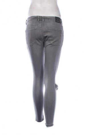 Blugi de femei Mango, Mărime S, Culoare Gri, Preț 109,48 Lei