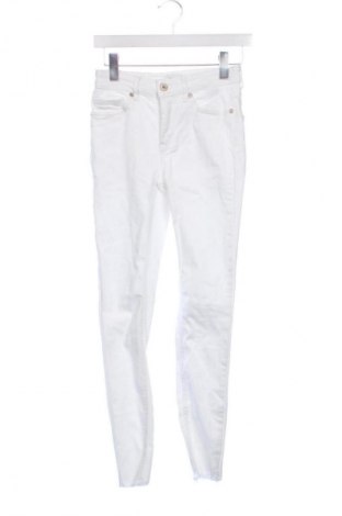 Дамски дънки ONLY, Размер XS, Цвят Бял, Цена 7,15 €