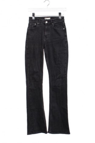 Дамски дънки Perfect Jeans By Gina Tricot, Размер XS, Цвят Черен, Цена 8,69 €