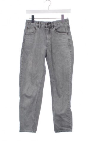 Dámské džíny  Pull&Bear, Velikost XS, Barva Šedá, Cena  169,00 Kč