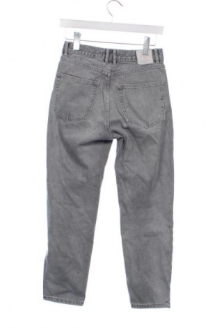 Dámské džíny  Pull&Bear, Velikost XS, Barva Šedá, Cena  169,00 Kč
