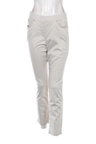 Дамски дънки Raphaela By Brax, Размер M, Цвят Бежов, Цена 38,34 €