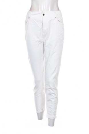 Γυναικείο Τζίν Reserved, Μέγεθος S, Χρώμα Λευκό, Τιμή 12,99 €