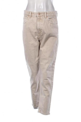 Дамски дънки Reserved, Размер M, Цвят Бежов, Цена 9,71 €