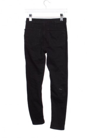 Дамски дънки Sinsay, Размер M, Цвят Черен, Цена 6,13 €