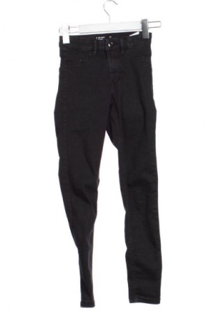 Дамски дънки Sinsay, Размер XXS, Цвят Черен, Цена 10,22 €