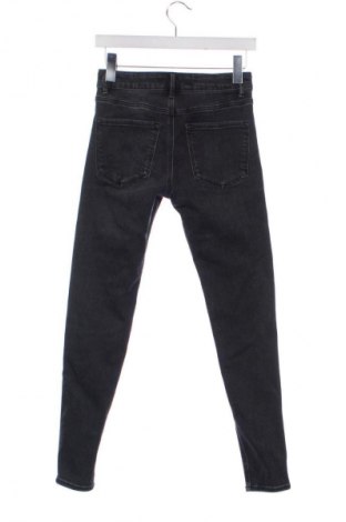 Damen Jeans Stradivarius, Größe S, Farbe Grau, Preis € 6,99