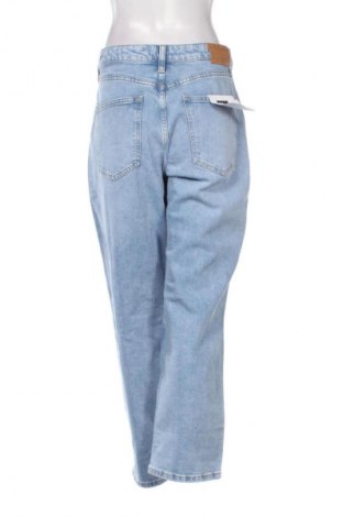 Damskie jeansy Tommy Jeans, Rozmiar XL, Kolor Niebieski, Cena 423,99 zł