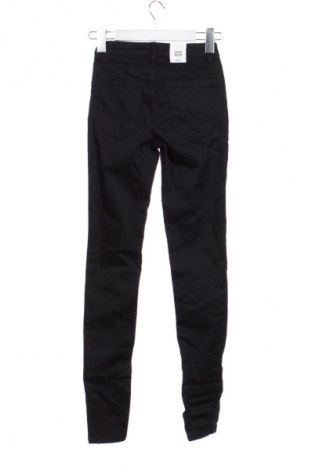 Damskie jeansy Vero Moda, Rozmiar XXS, Kolor Czarny, Cena 69,99 zł