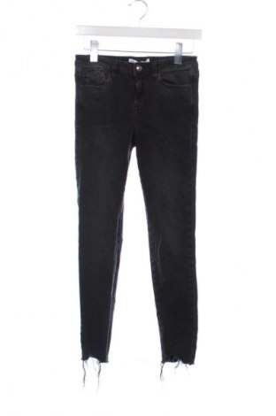 Blugi de femei Zara, Mărime S, Culoare Negru, Preț 179,91 Lei